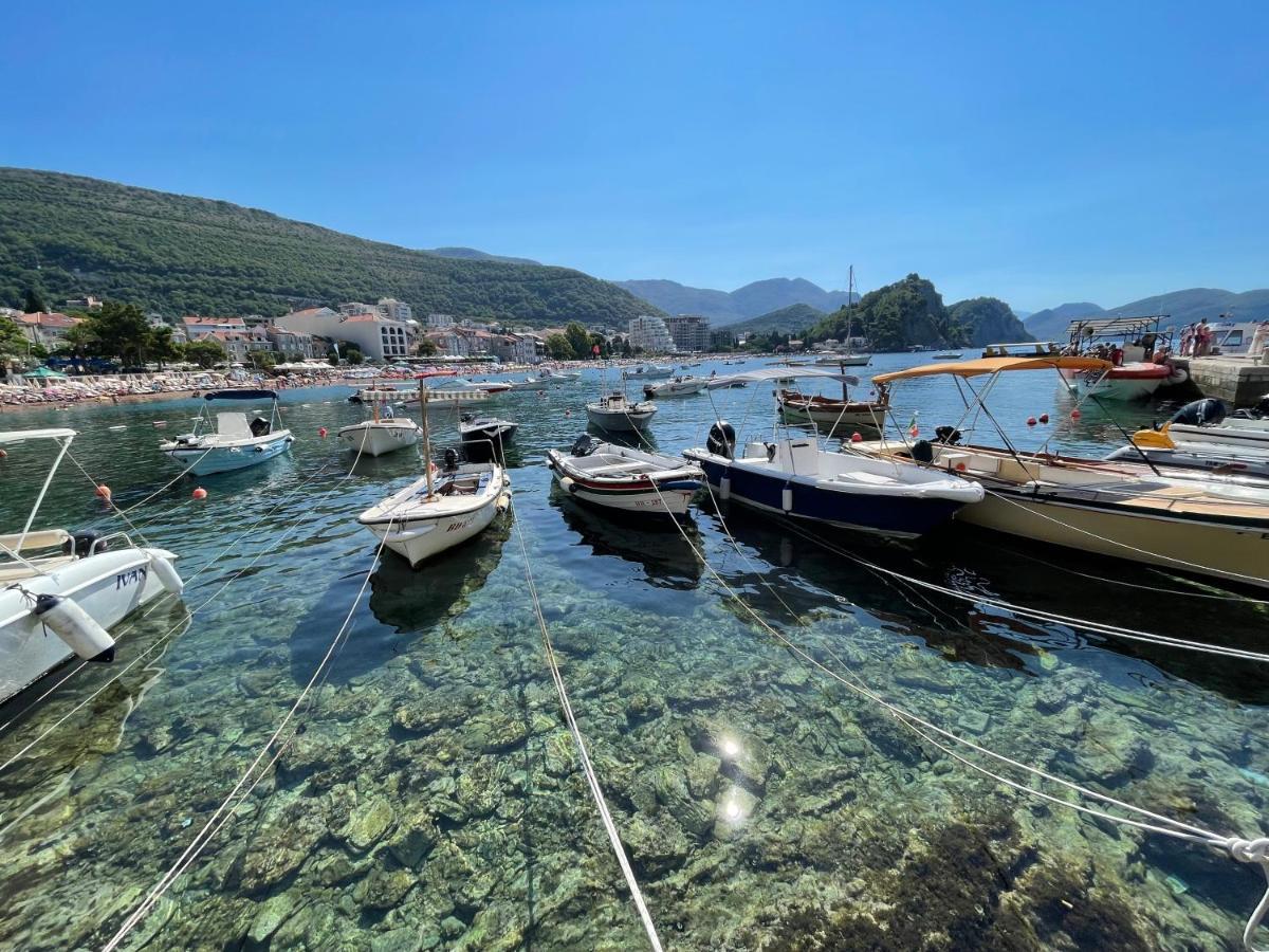 4M Apartments Petrovac Eksteriør billede