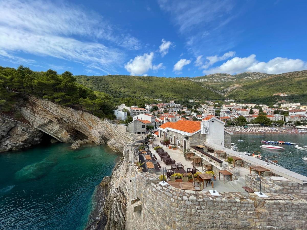 4M Apartments Petrovac Eksteriør billede