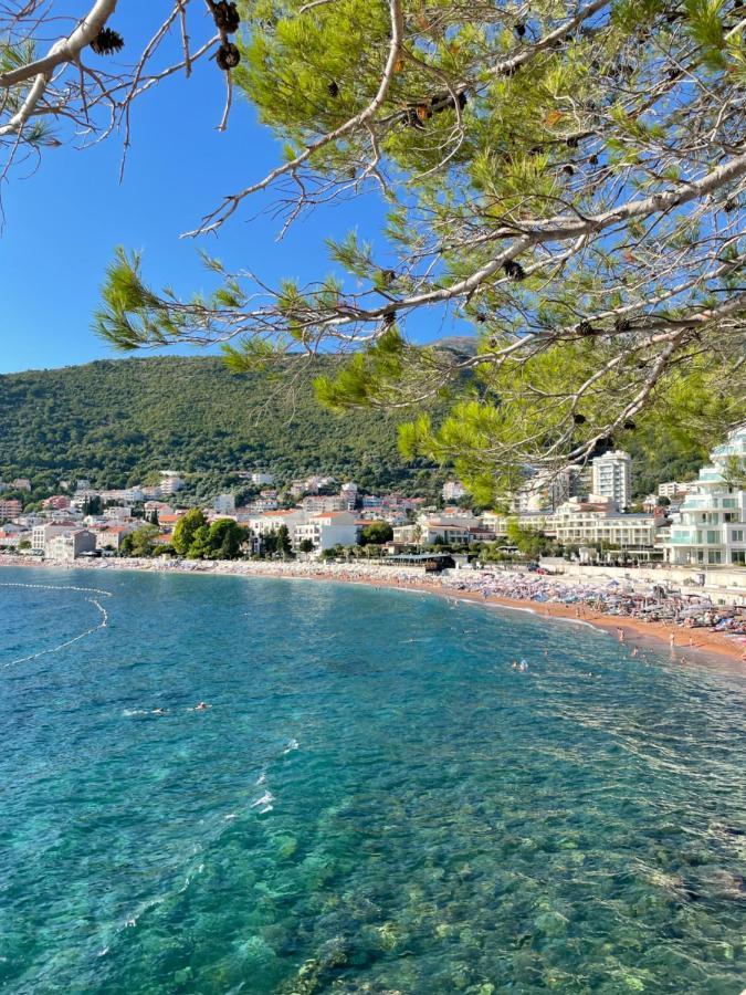 4M Apartments Petrovac Eksteriør billede